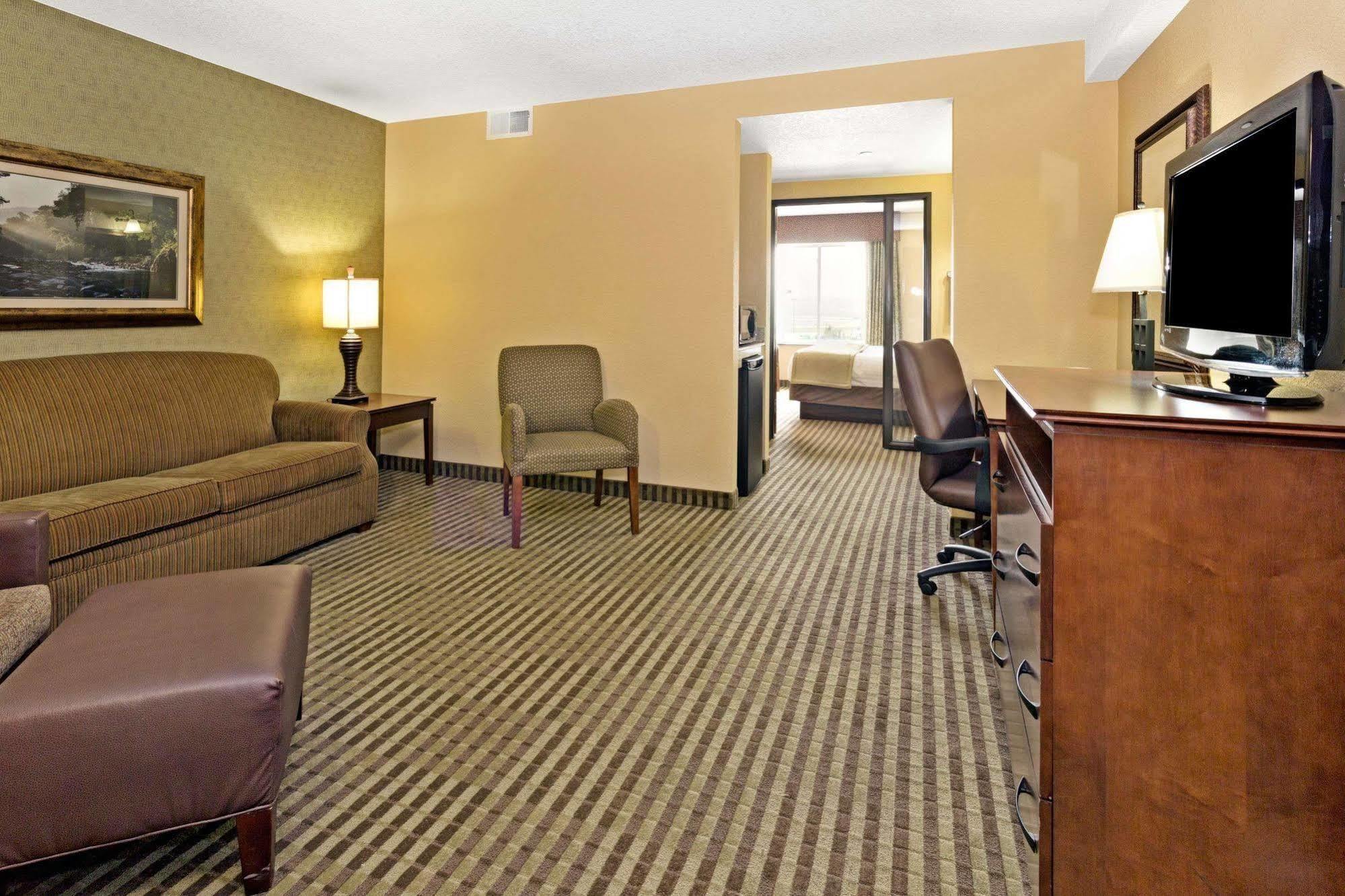 Days Inn By Wyndham Cheyenne Exterior photo